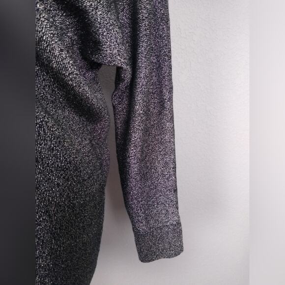 NWT LANE BRYANT V-neck Metallic Sweater Size 18/20 - Picture 5 of 16